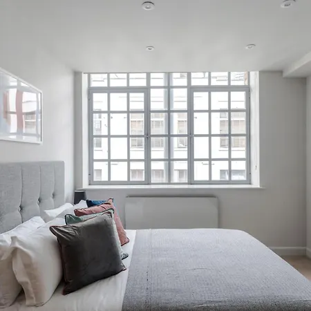 London'S Calling - Farringdon - By Frankie Says Exterior photo